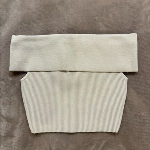 Aritzia Babaton Sculpt Knit Off-Shoulder Top